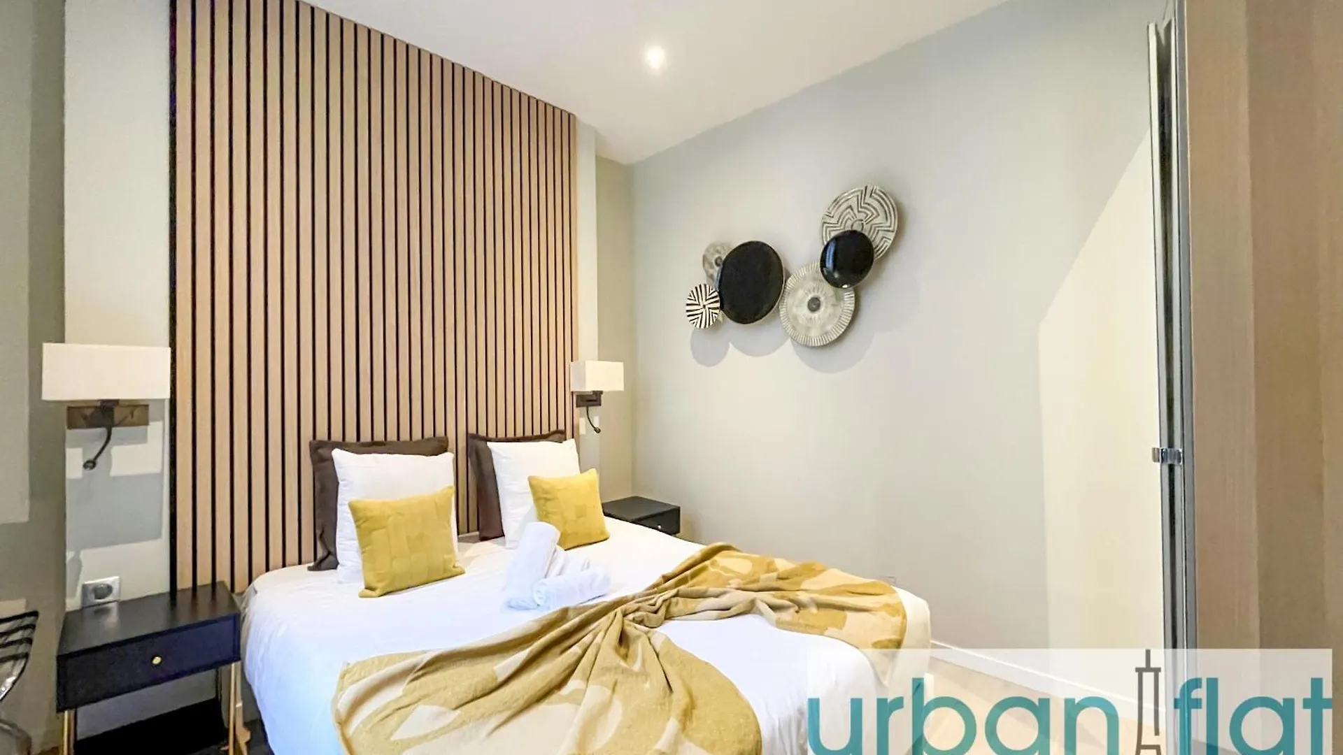 Urban Flat 63 - Beautiful 3 Bedroom Flat Champs-Elysees Paris 0*,  France